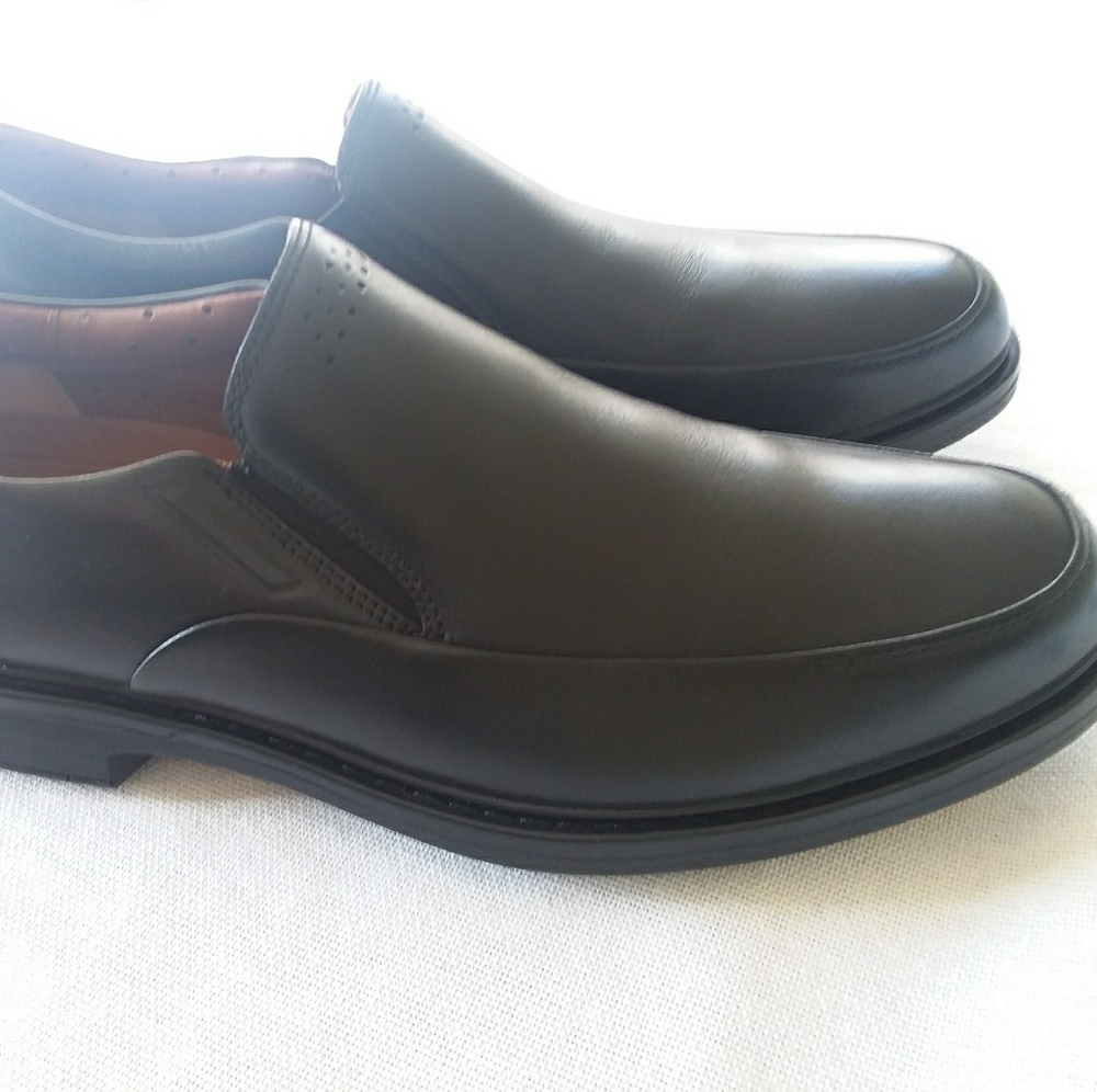 **SOLD**CLARKS Active air vent mens shoes size 12